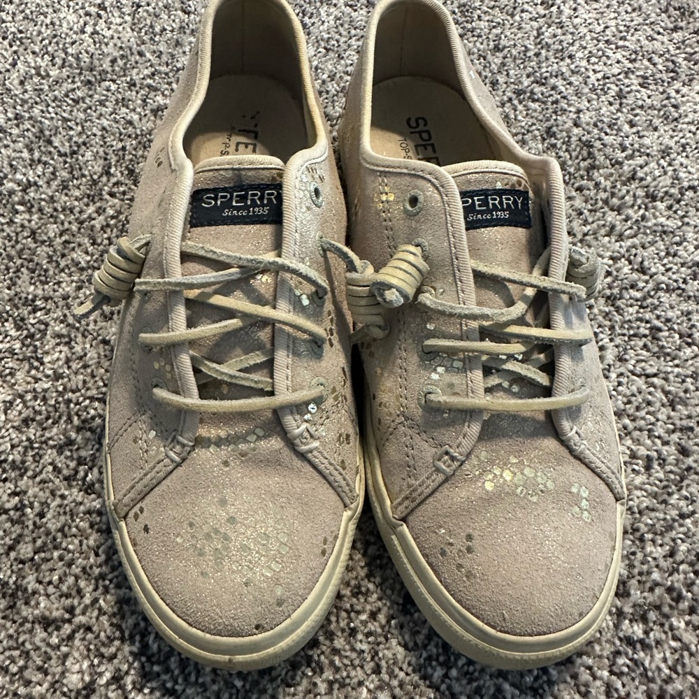 Sperry Beige Sneakers with Gold Accents